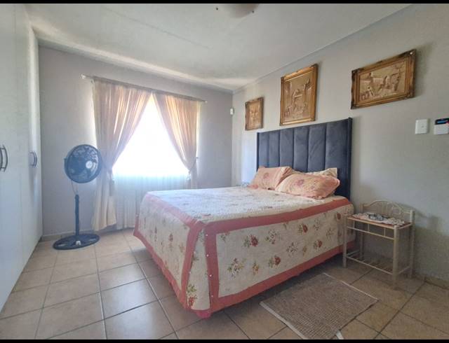 3 BEDROOM HOUSE FOR SALE IN RIVERSDALE